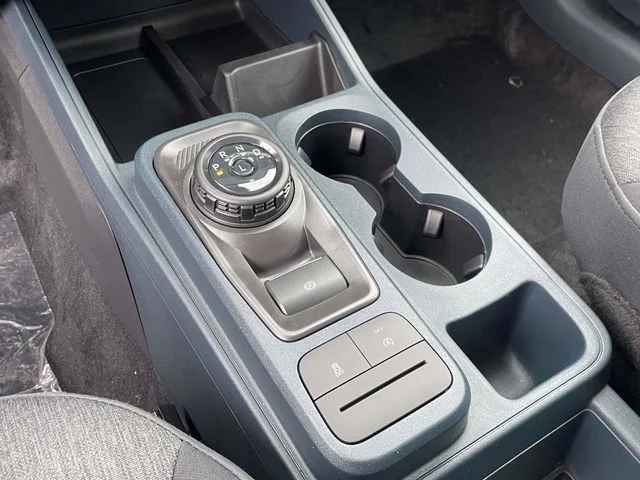 New 2026 Space White Metallic Ford XLT image 15