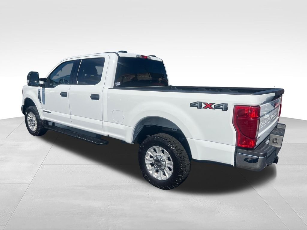 Used 2022 White Ford XLT image 3