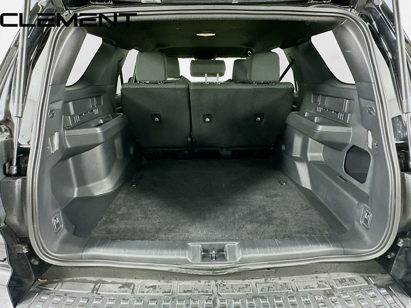 2025 Toyota 4Runner SR5 - Photo 11