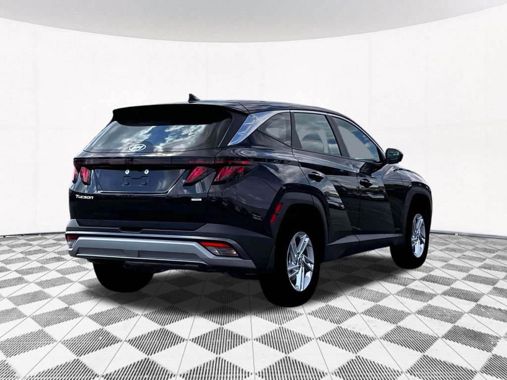 New 2026 Black Hyundai SE image 10