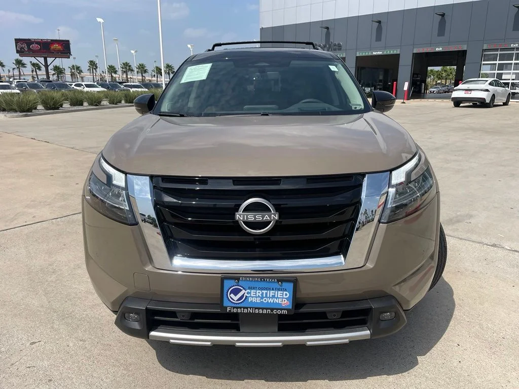 Used 2024 Black Nissan Platinum image 2