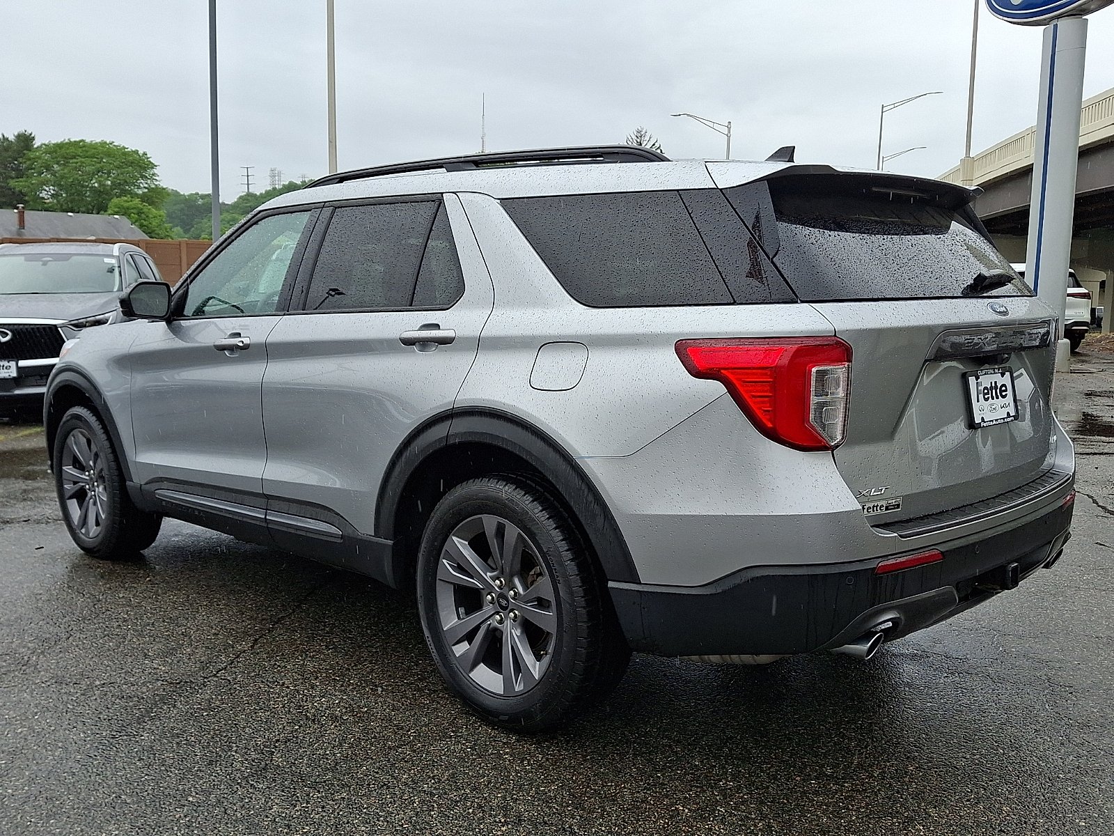 Used 2023 Iconic Silver Metallic - JS Ford XLT image 6
