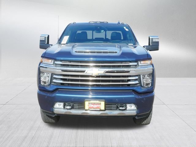 Used 2020 Chevrolet Silverado 3500HD High Country with VIN 1GC4YVE77LF182245 for sale in Cambridge, Minnesota