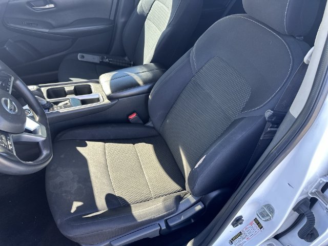 Used 2020 White Nissan S image 22