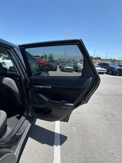 Used 2021 Black Kia LX image 19