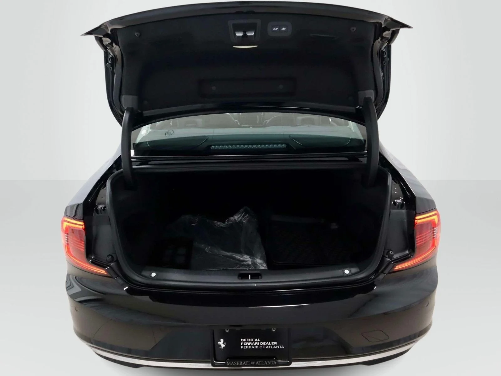 Used 2023 Black Stone Volvo Ultimate image 11