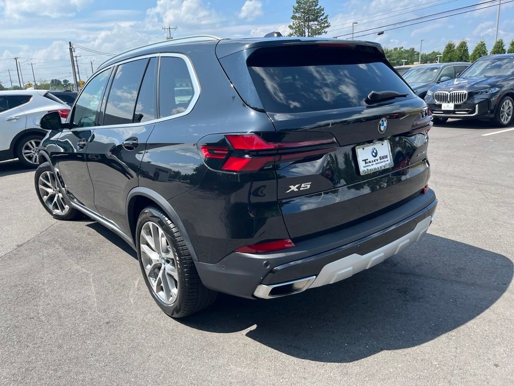 Certified Used 2024 Black Sapphire Metallic BMW xDrive40i image 5