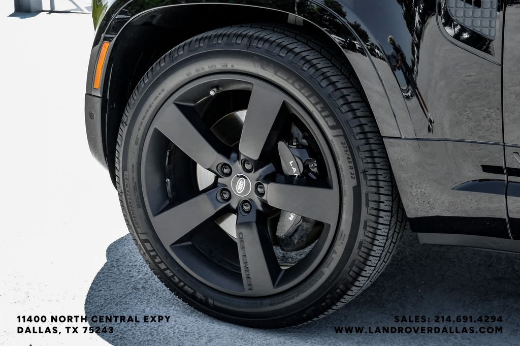 Used 2024 Black Land Rover V8 image 56