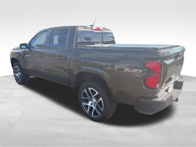 Used 2023 HARVEST BRONZE METALLIC Chevrolet 4WD Z71 image 3