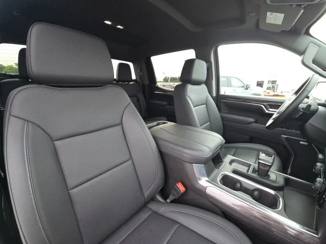 Used 2025 Gray Chevrolet LTZ image 21