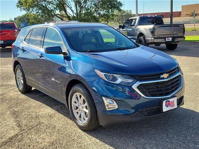 Used 2020  Chevrolet LT w/1LT Front-wheel Drive image 6