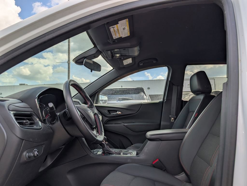 Used 2023 Summit White Chevrolet RS image 12