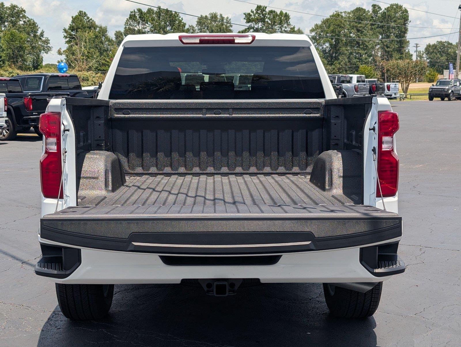 2026 Chevrolet Silverado 1500 Custom - Photo 6
