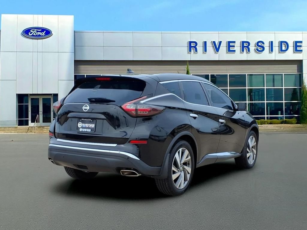 Used 2020 Black Nissan SL image 7