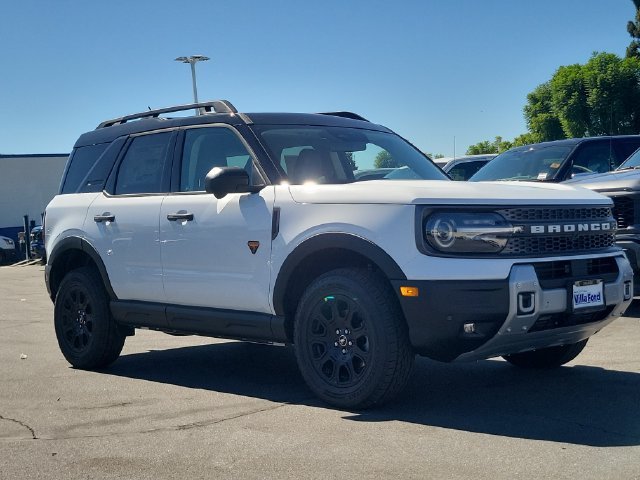 New 2026 Oxford White Ford Badlands® image 30