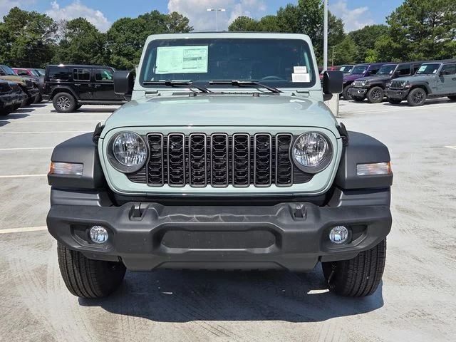 New 2026 Earl Clearcoat Jeep Sport image 2