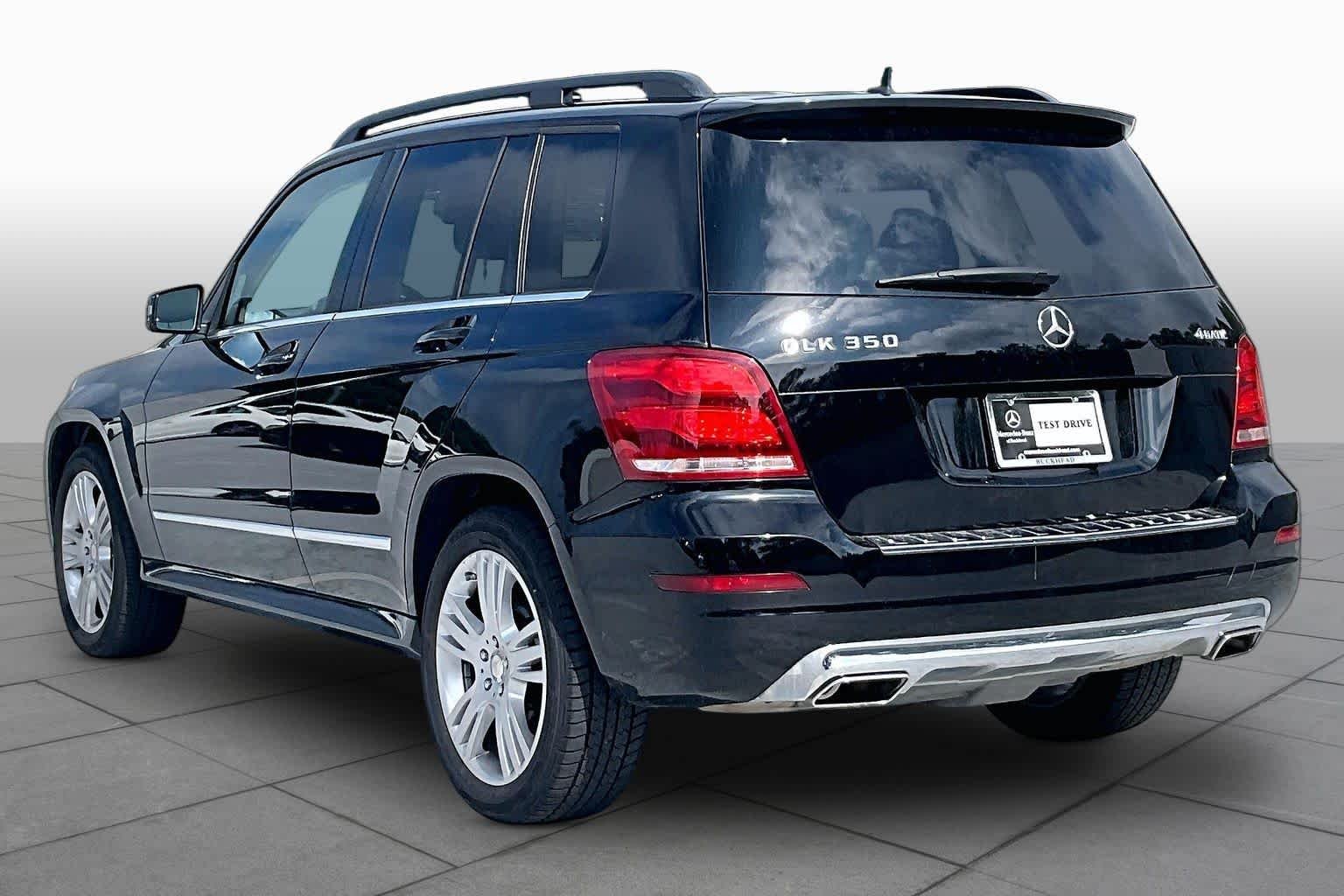 Used 2015 Obsidian Black Metallic Mercedes-Benz GLK 350 image 12