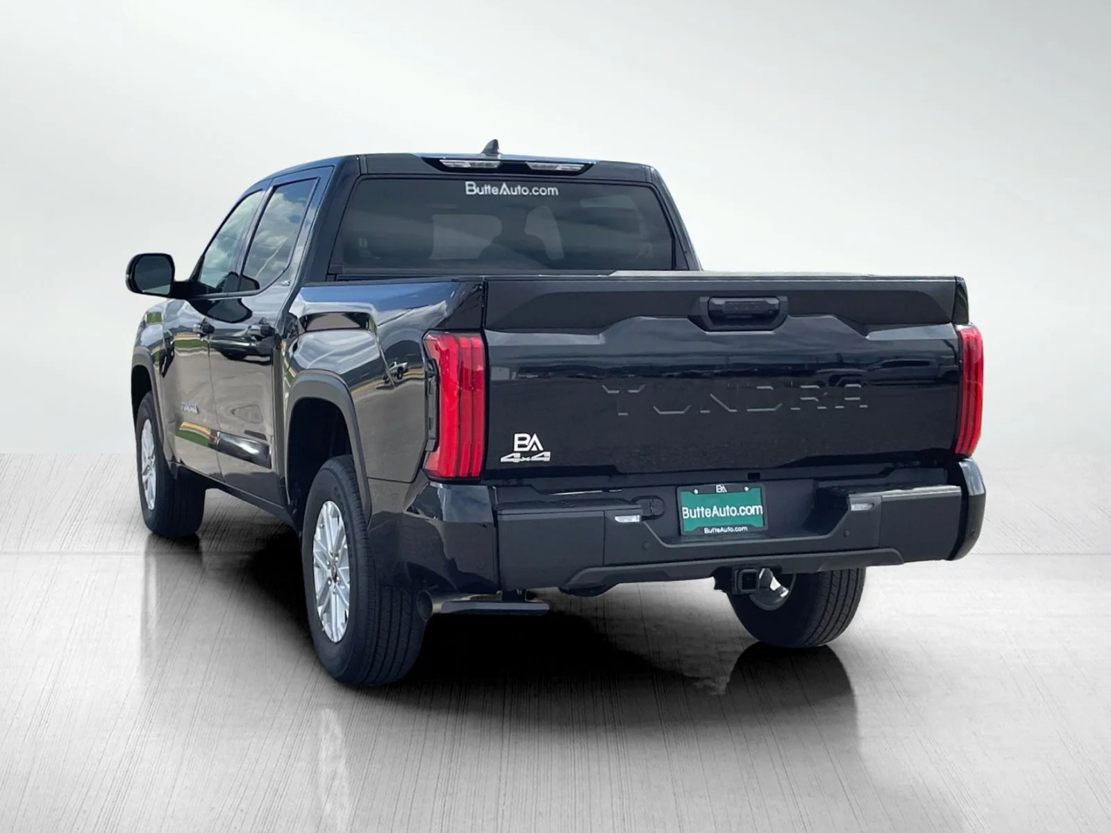 New 2026 Midnight Black Metallic Toyota SR5 image 5