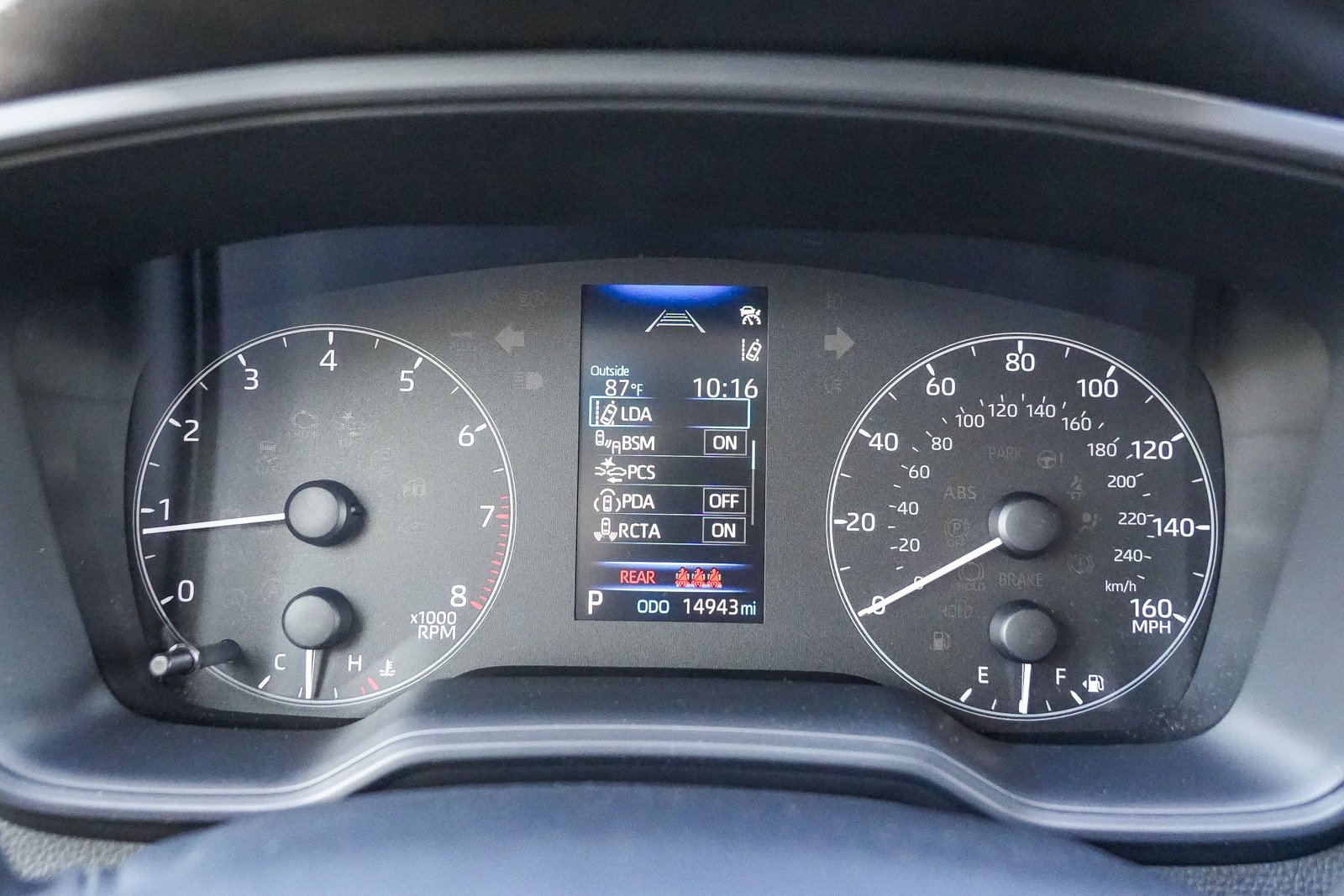 Used 2024  Toyota LE image 23