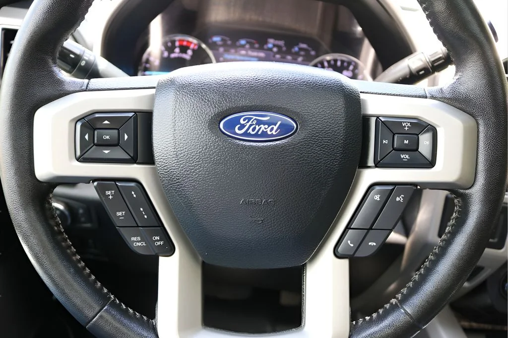 Used 2019 Gray Ford Lariat image 24