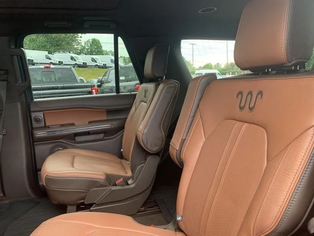 Used 2023 Green Ford King Ranch image 21