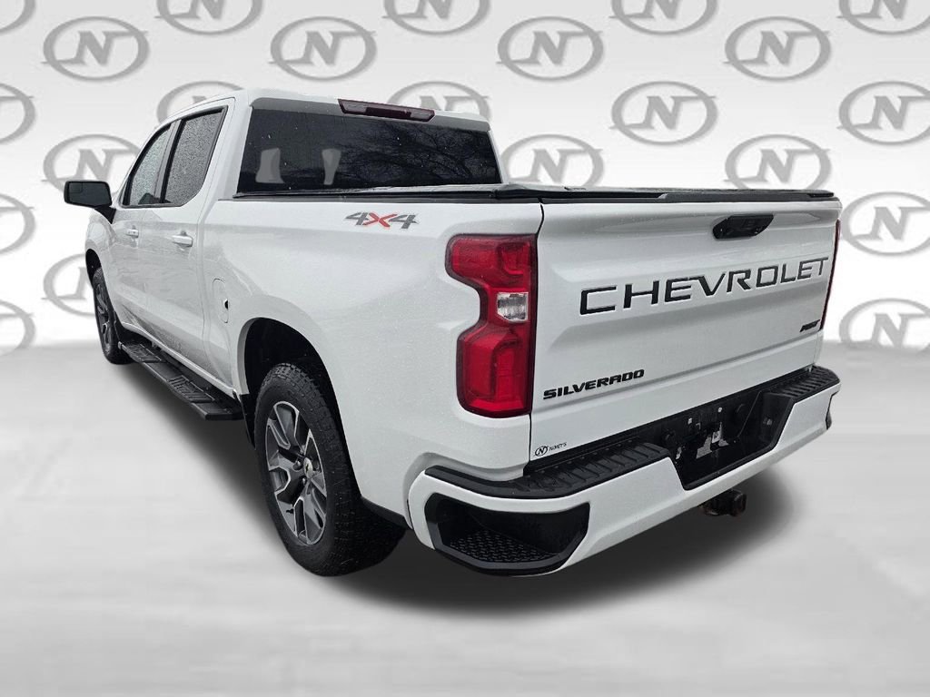 Used 2023 Summit White Chevrolet RST image 14