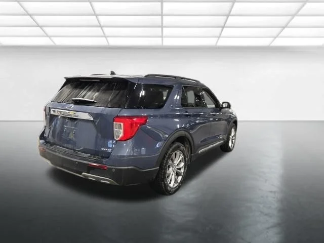 Used 2021 Blue Ford XLT image 5