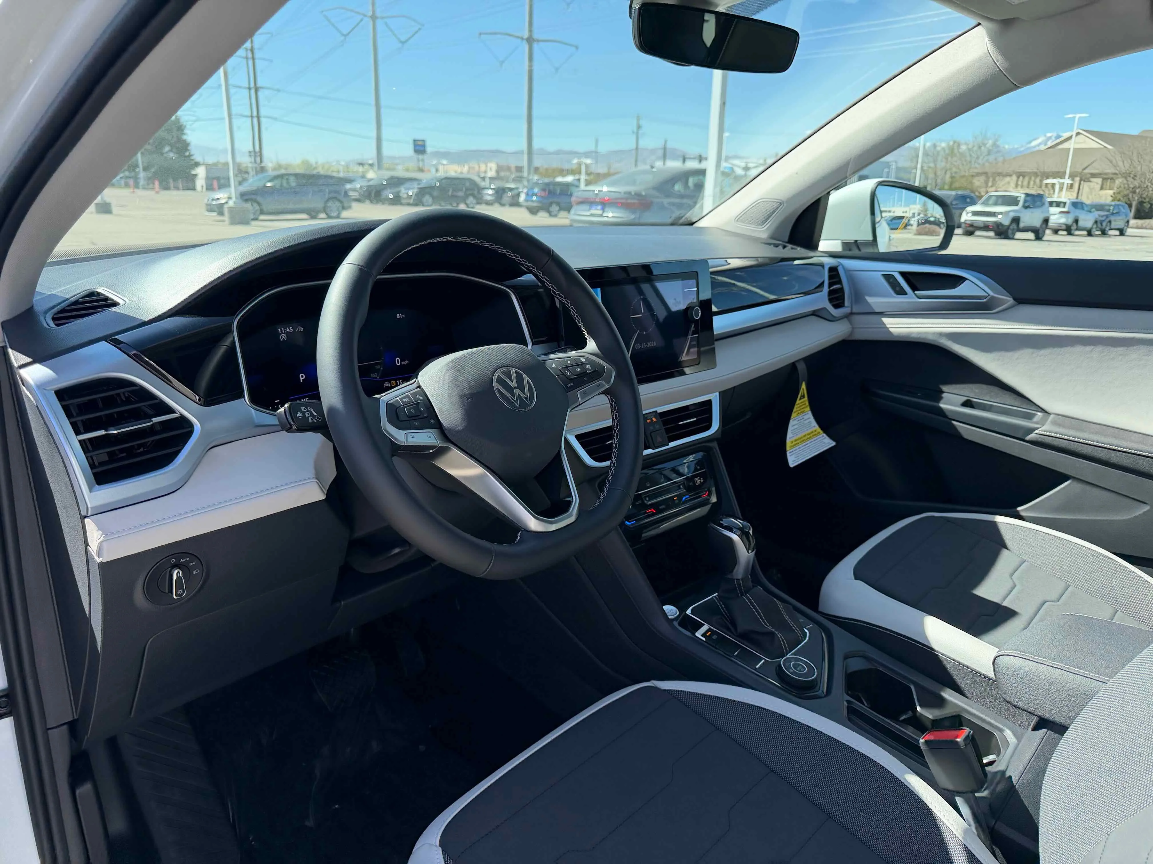 New 2026 Pure White Volkswagen SE image 3