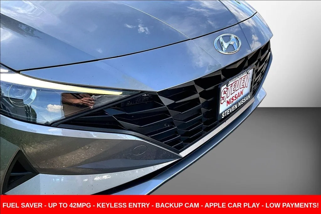Used 2023 Silver Hyundai SE image 35