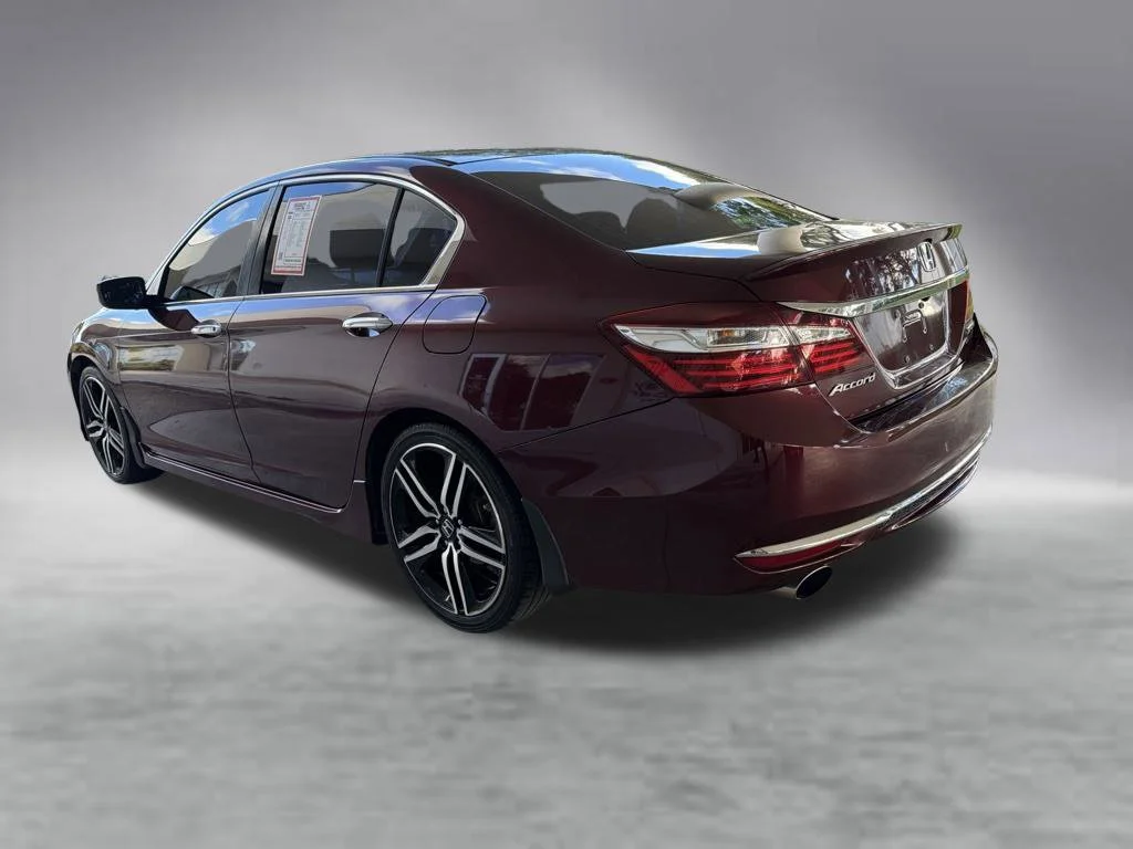 Used 2016 Red Honda Sport image 4