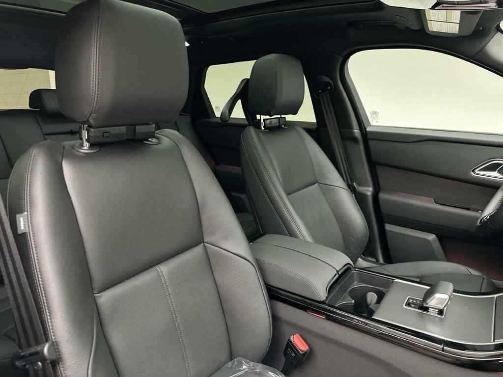 New 2026 Fuji White Land Rover S image 6