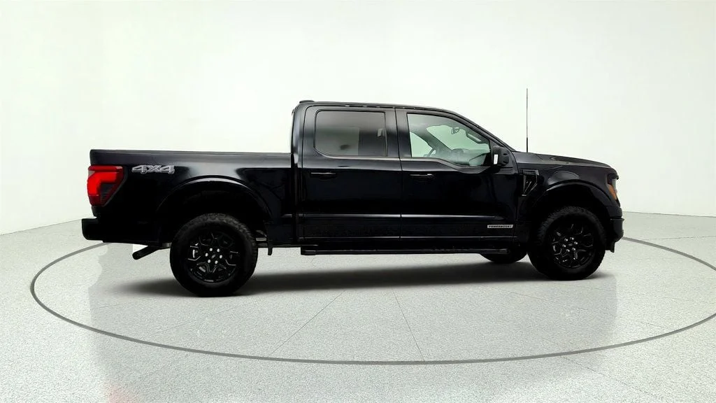 Used 2025 Agate Black Metallic Ford XLT 4WD SuperCrew 5.5