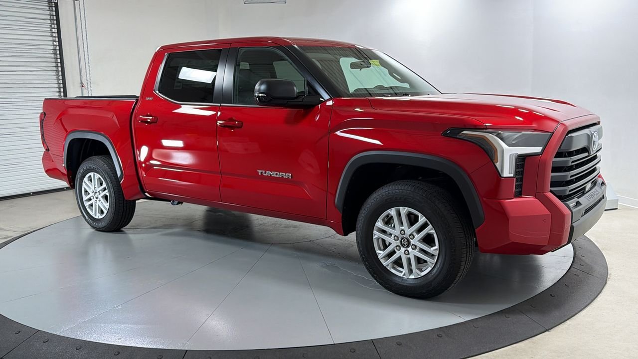 New 2026 Supersonic Red <sup>1</sup> Toyota  SR5 image 3