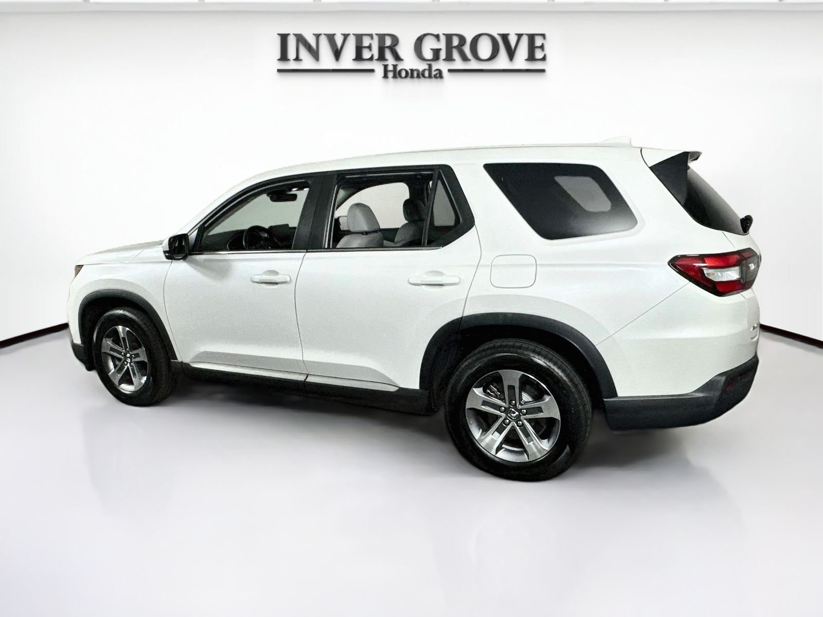 Used 2024 Platinum White Pearl Honda EX-L image 7