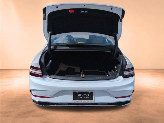 Used 2025 White Genesis 2.5T image 20