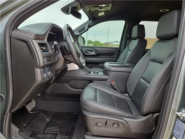 Used 2024 Green Chevrolet LT 4x4 image 11