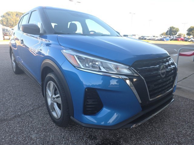 2023 Nissan Kicks