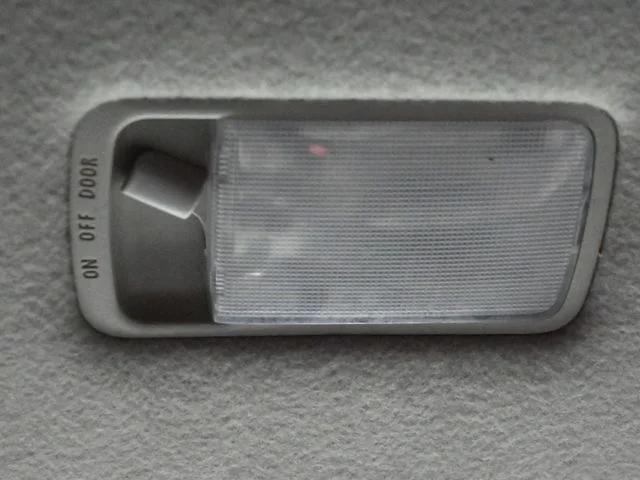 Used 2023 White Nissan SR image 19