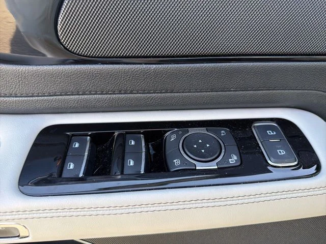 Used 2025 Blue Lincoln Reserve image 14