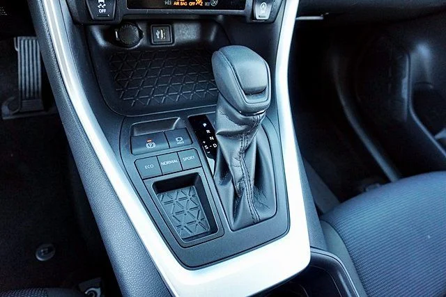 Used 2025 Silver Toyota LE image 28