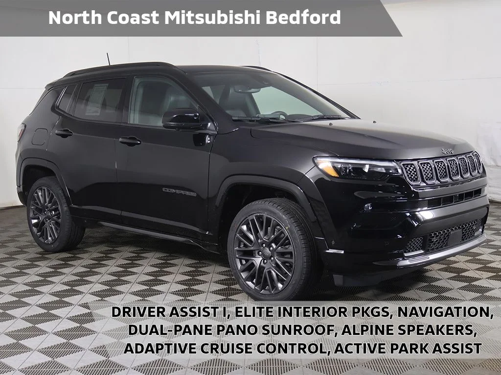Used 2023 Black Jeep High Altitude image 1
