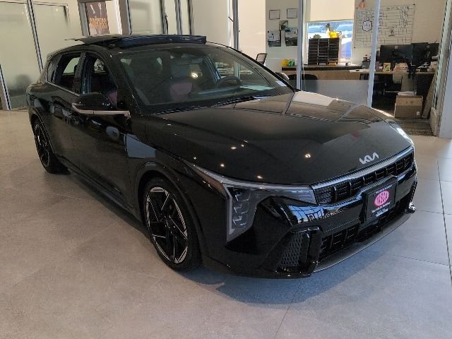 2026 Kia K4 GT-Line AT Hatchback's photo