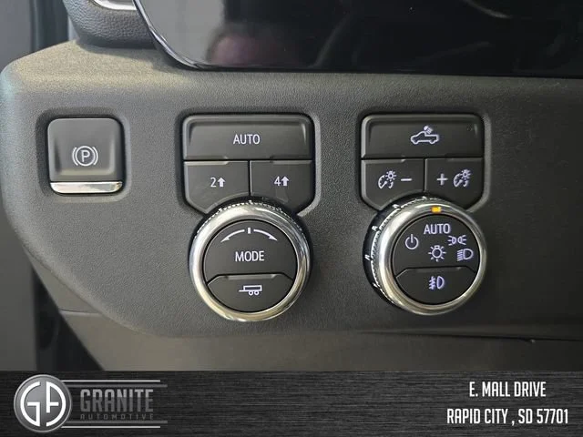 New 2026 Sterling Metallic GMC Elevation image 31