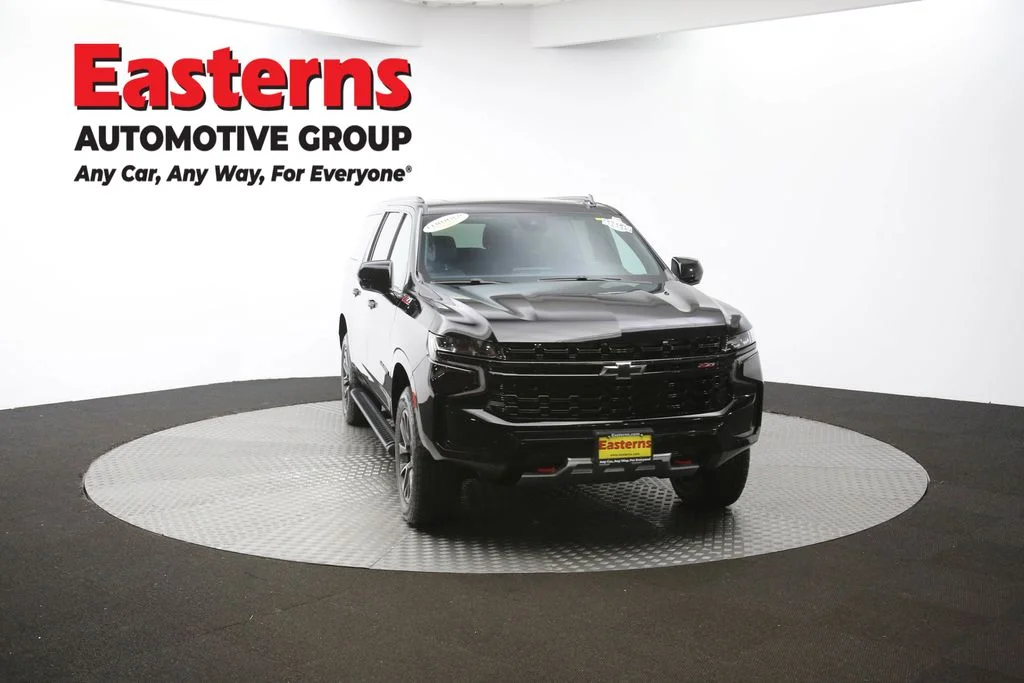 Used 2023 Black Chevrolet Z71 image 57