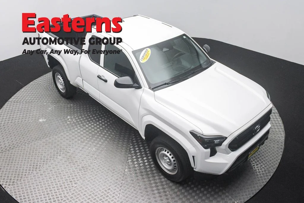 Used 2025 White Toyota SR image 3