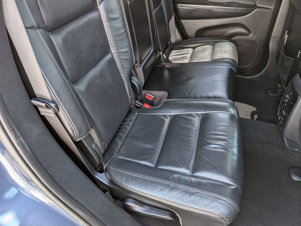 Used 2020 Blue Jeep Limited image 27