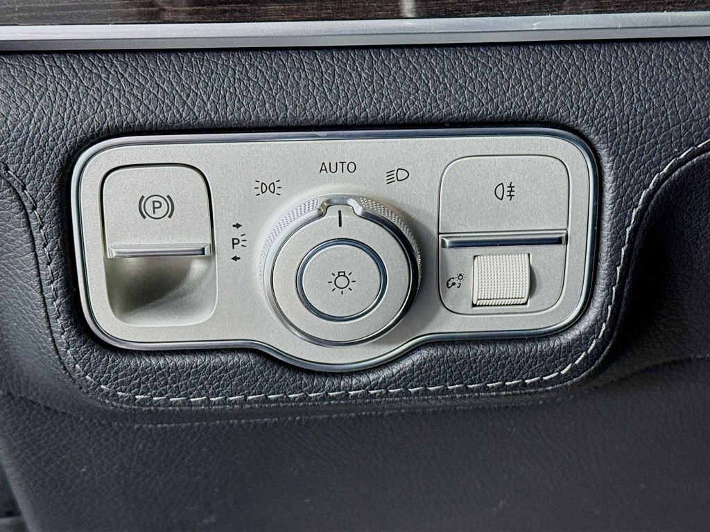 Used 2021 Gray Mercedes-Benz GLE 53 AMG® image 11