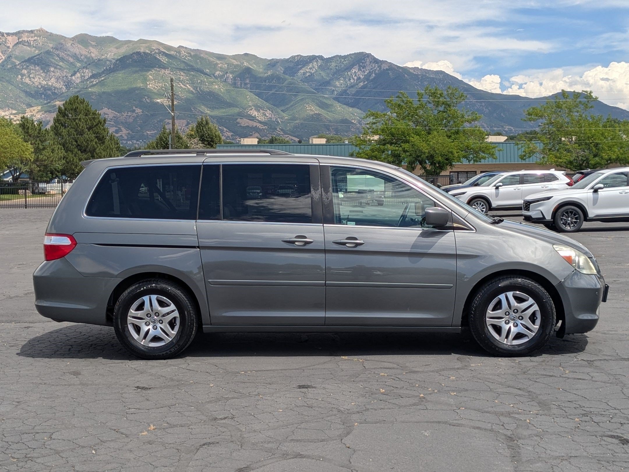 Used 2007 Honda Odyssey Touring with VIN 5FNRL38897B016378 for sale in Riverdale, UT