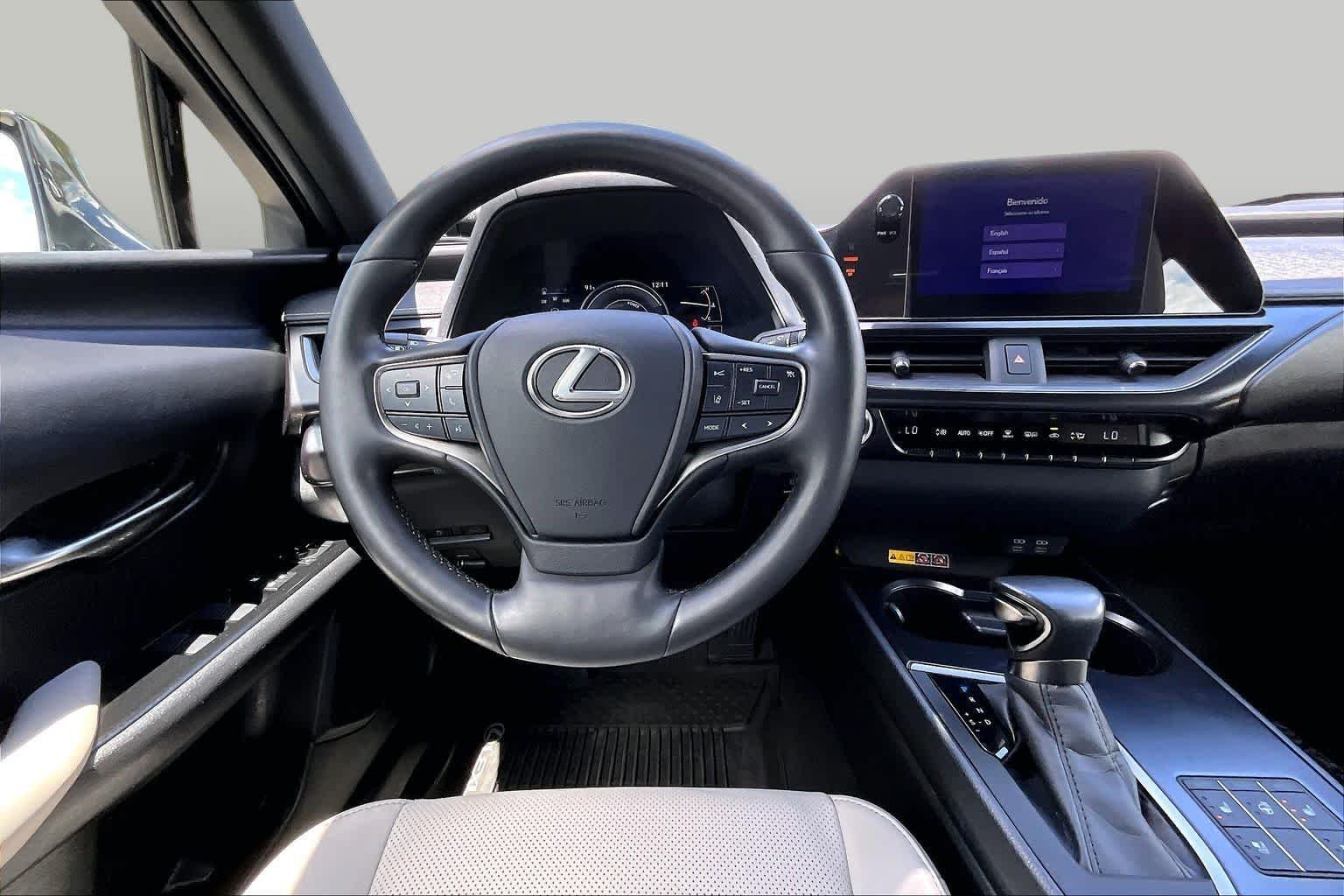 Used 2024 Eminent White Pearl Lexus Premium image 6