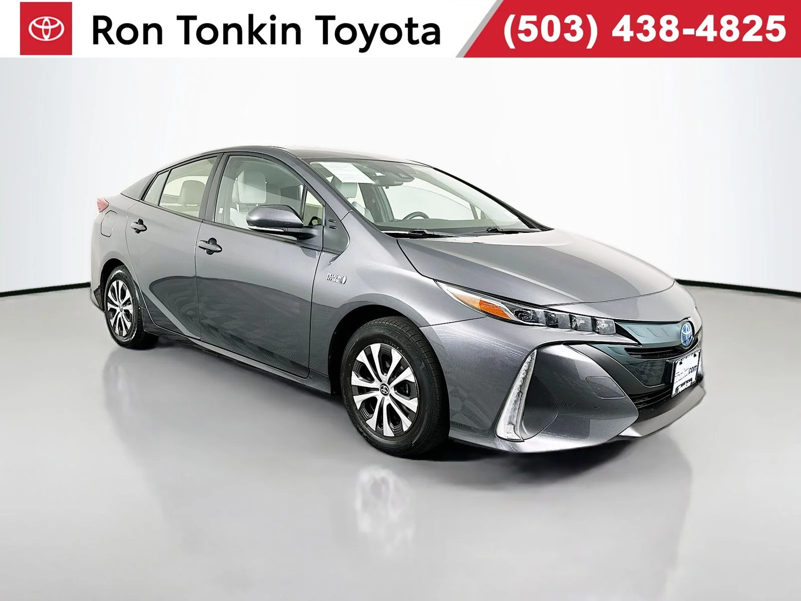 2022 Toyota Prius Prime XLE's photo